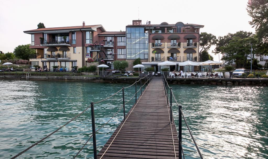 Hotel Aurora Sirmione Exterior photo